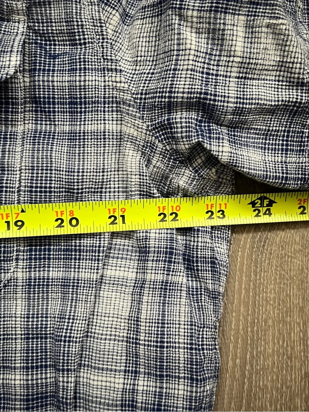 Banana Republic Men’s Light Blue and White Plaid Button-Down Shirt